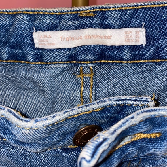 Zara shorts - Picture 4 of 5